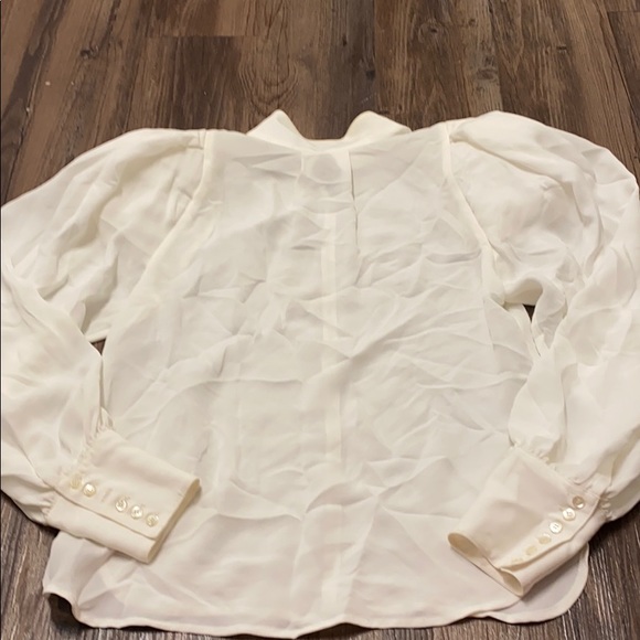 CL Studio Blouse - Picture 2 of 5